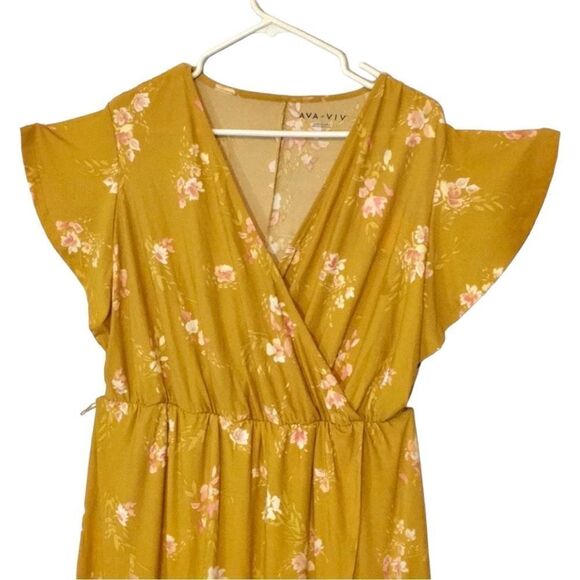 Ava & Viv Women’s Plus Floral Print Wrap Dress. Gold - Picture 3 of 5